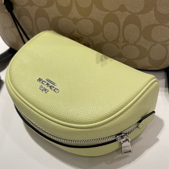 Coach Dome Cosmetic Case
SV/Pale Lime - Picture 16 of 16